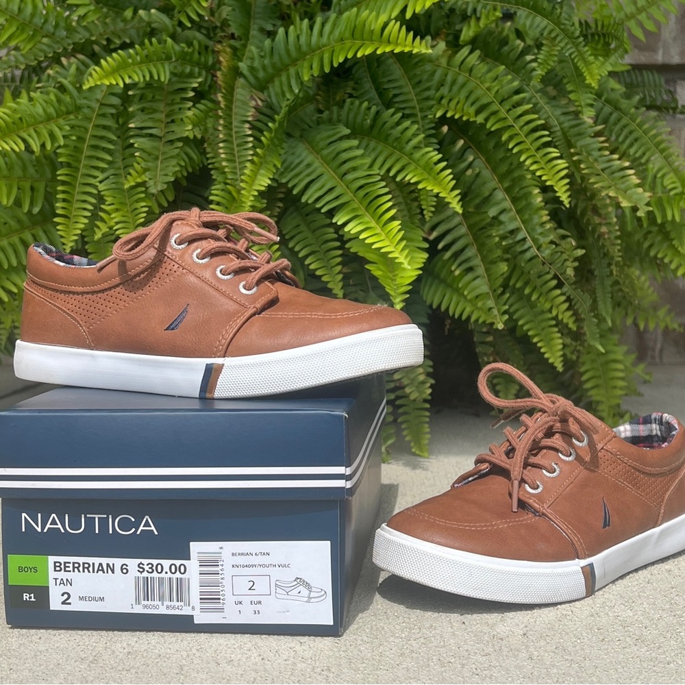 Nautica Kids Tan Casual Sneakers. Size Youth 2